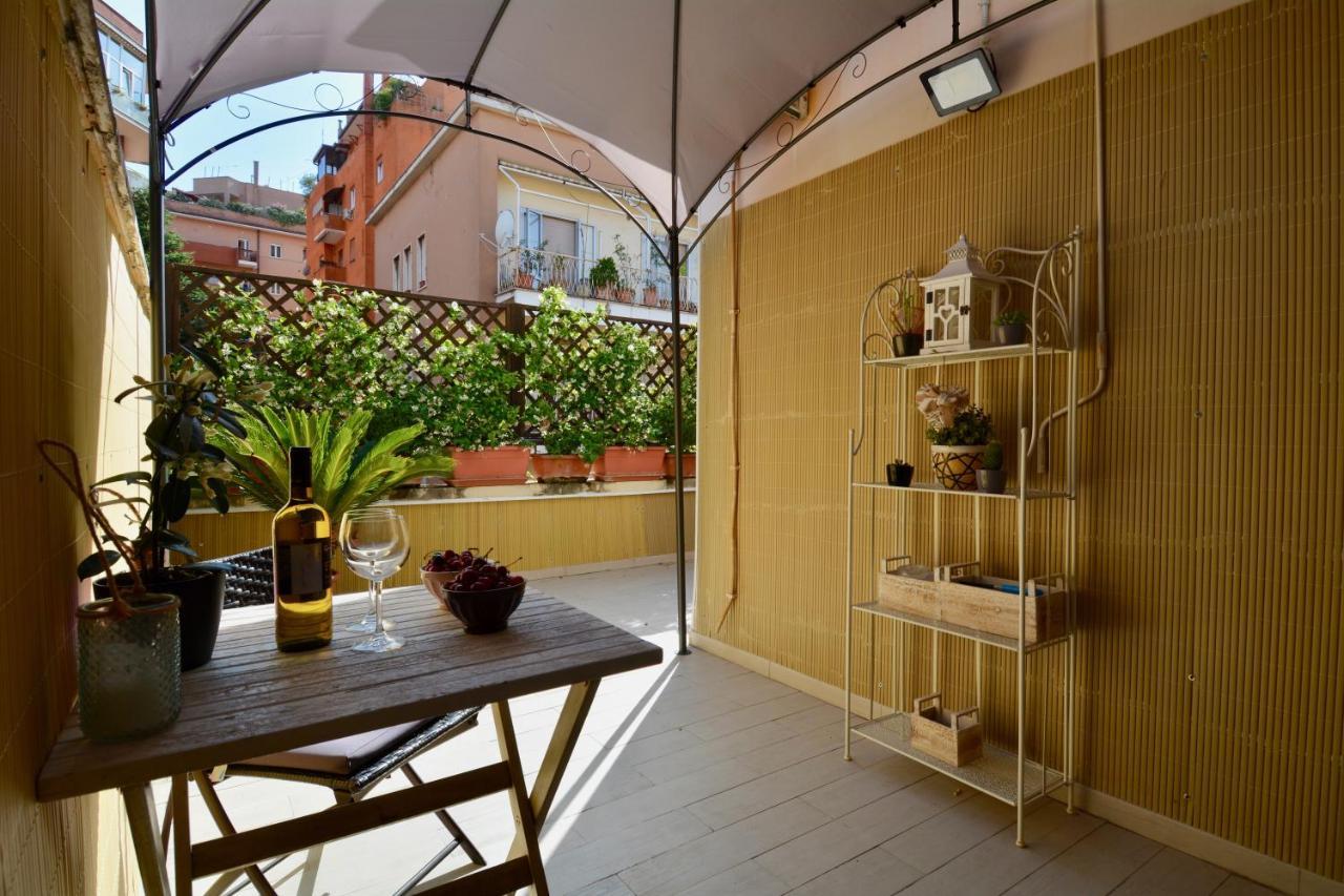 Penthouse Apartment With Terrace Close To Vatican Рим Екстер'єр фото
