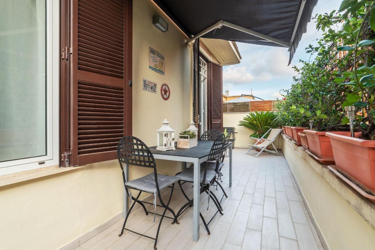 Penthouse Apartment With Terrace Close To Vatican Рим Екстер'єр фото