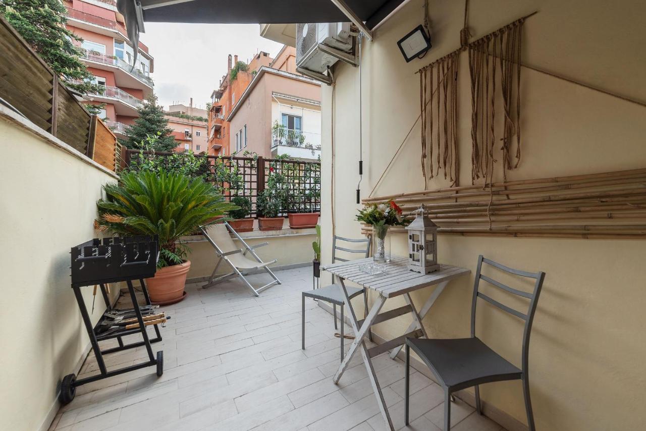 Penthouse Apartment With Terrace Close To Vatican Рим Екстер'єр фото